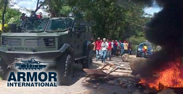 vehículo táctico blindado