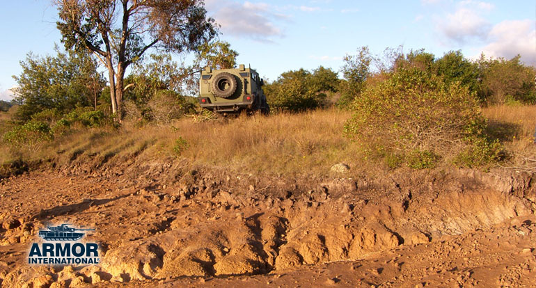 vehículo táctico blindado